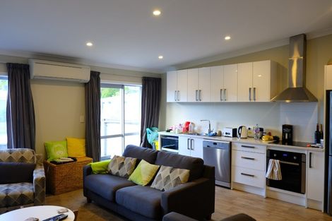 Photo of property in 19u3 Collins Avenue, Tawa, Wellington, 5028