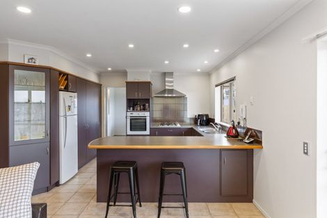 Photo of property in 23 Westview Place, Western Heights, Hamilton, 3200