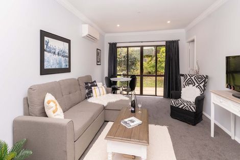 Photo of property in 7 Kiwi Crescent, Tawa, Wellington, 5028