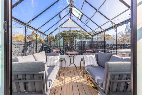 Photo of property in 19 Pehi Kupa Street, Waikanae, 5036