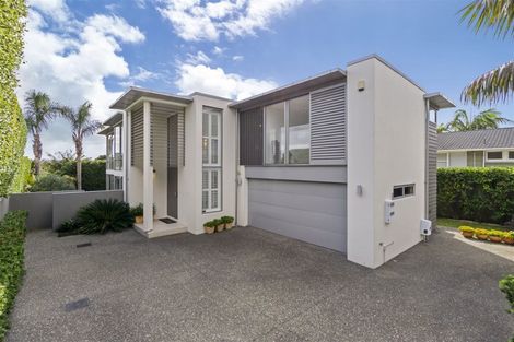 Photo of property in 17a Dodson Avenue, Milford, Auckland, 0620