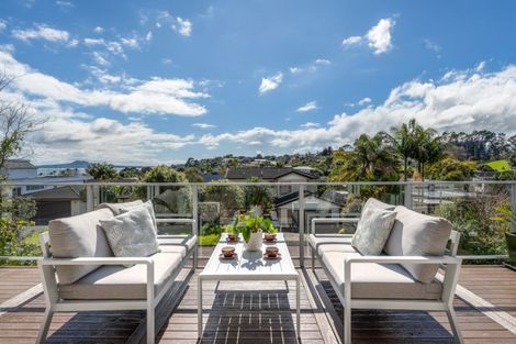 Photo of property in 25 Endymion Place, Half Moon Bay, Auckland, 2012