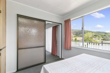 Photo of property in 31 Holland Street, Wainuiomata, Lower Hutt, 5014