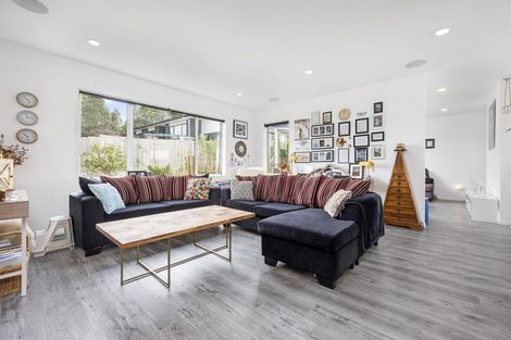 Photo of property in 4 Pupurangi Road, Warkworth, 0910