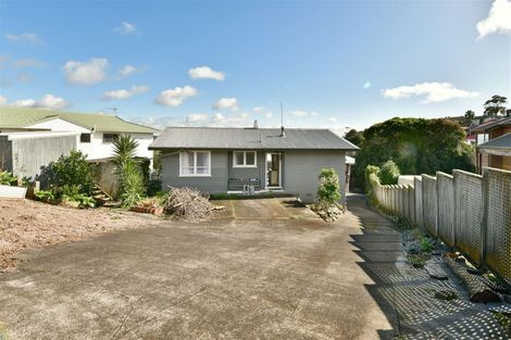 Photo of property in 4a Kathy Terrace, Stanmore Bay, Whangaparaoa, 0932