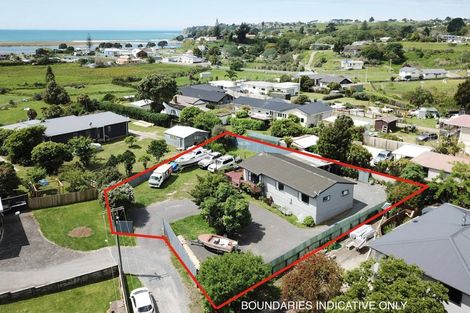 Photo of property in 48 Spencer Avenue, Maketu, 3189