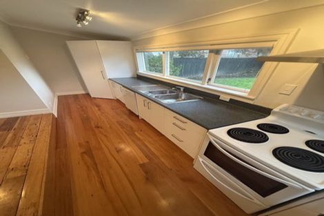 Photo of property in 28 Bay Street, Petone, Lower Hutt, 5012