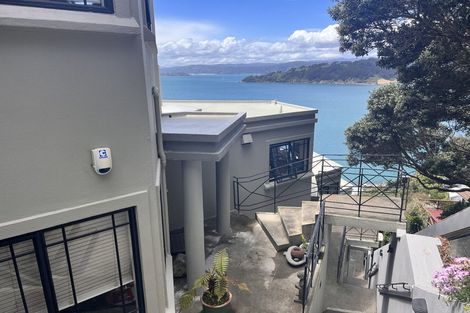 Photo of property in 79u2 Grafton Road, Roseneath, Wellington, 6011