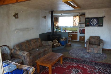 Photo of property in 7 Dune Crescent, Oreti Beach, Invercargill, 9879