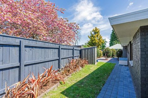 Photo of property in 7 Kathleen Place, Rainbow Point, Taupo, 3330