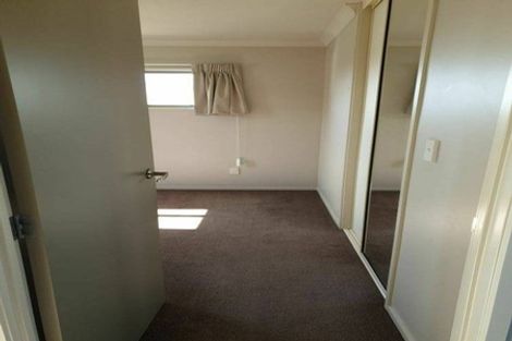 Photo of property in 24d Schnapper Rock Road, Schnapper Rock, Auckland, 0632