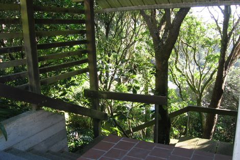 Photo of property in 28 Robieson Street, Roseneath, Wellington, 6011