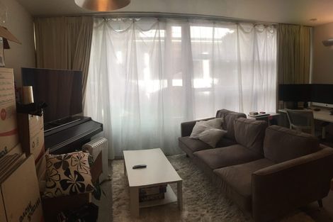 Photo of property in St Pauls Apartments, 58/43u Mulgrave Street, Thorndon, Wellington, 6011