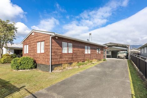 Photo of property in 88 Maria Place, Turangi, 3334