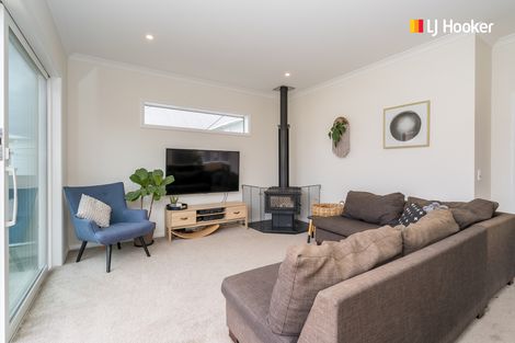 Photo of property in 65 Hargest Crescent, Saint Kilda, Dunedin, 9012
