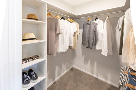 Photo of property in 1 Metoriti Crescent, Karaka, 2124
