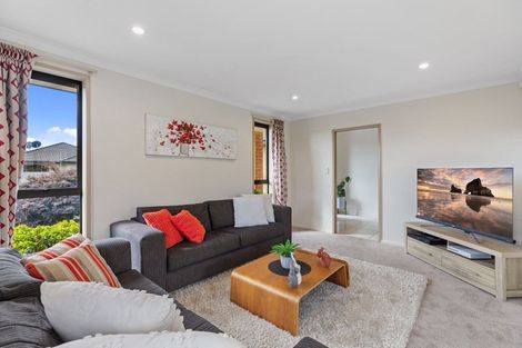 Photo of property in 168 Waterside Drive, Pyes Pa, Tauranga, 3112