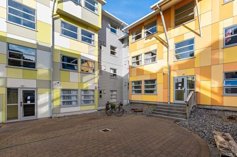 Photo of property in Drummond Street Flats, 14/19 Drummond Street, Mount Cook, Wellington, 6021
