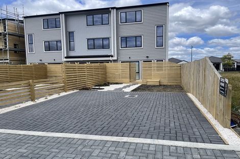 Photo of property in 17 Auranga Drive, Karaka, Papakura, 2113