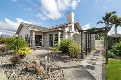 Photo of property in 39r Bradley Avenue, Pyes Pa, Tauranga, 3112