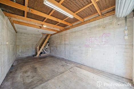 Photo of property in 5 Delaney Drive, Stokes Valley, Lower Hutt, 5019