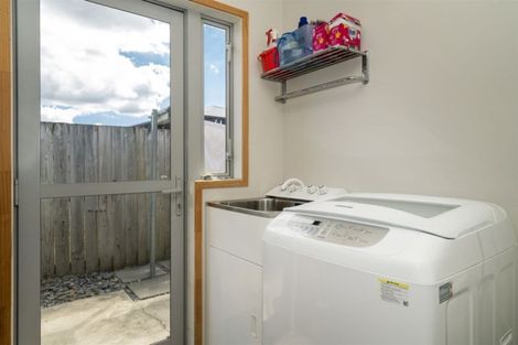 Photo of property in 10 Dotterel Place, Whitianga, 3510