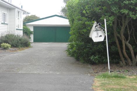 Photo of property in 6 Bowen Street, Upper Riccarton, Christchurch, 8041