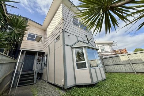 Photo of property in 17a Castle Crescent, Stokes Valley, Lower Hutt, 5019