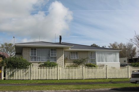 Photo of property in 10 Rewa Street, Inglewood, 4330