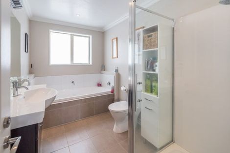 Photo of property in 14a Peverel Street, Riccarton, Christchurch, 8011