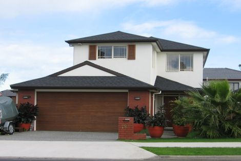 Photo of property in 19a Middlefield Drive, East Tamaki Heights, Auckland, 2016