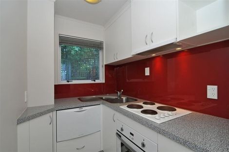 Photo of property in Windsor Court, 340u5 Tinakori Road, Thorndon, Wellington, 6011