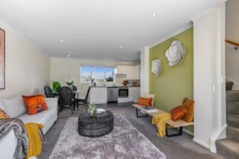 Photo of property in 2/57 Simla Crescent, Khandallah, Wellington, 6035