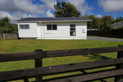 Photo of property in 129 Awaroa Road, Helensville, 0800
