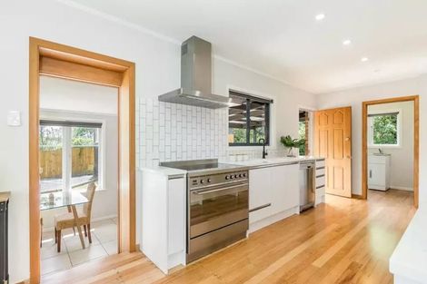 Photo of property in 63 Kervil Avenue, Te Atatu Peninsula, Auckland, 0610