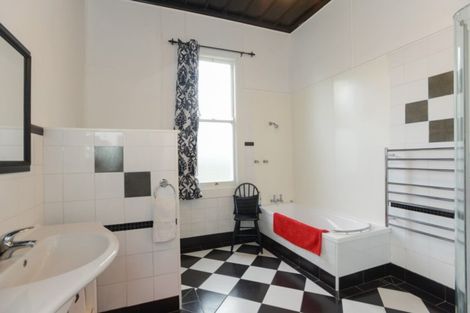 Photo of property in 2 Henderson Street, Otane, 4202