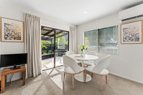 Photo of property in 2/1b Eugenia Rise, Totara Heights, Auckland, 2105