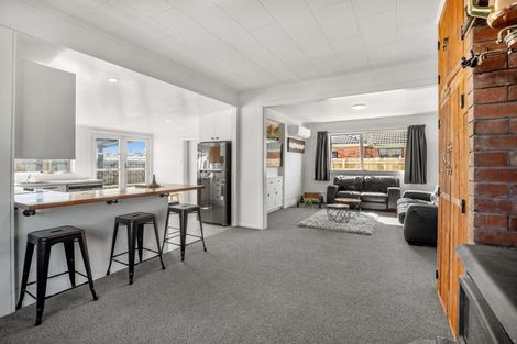 Photo of property in 42 Thomson Street, Tinwald, Ashburton, 7700