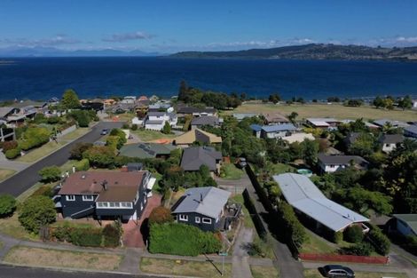 Photo of property in 21 Kurupae Road, Hilltop, Taupo, 3330