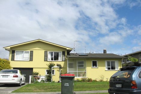 Photo of property in 18 Keats Crescent, Stoke, Nelson, 7011