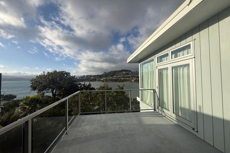 Photo of property in 24 Seaview Road, Paremata, Porirua, 5024