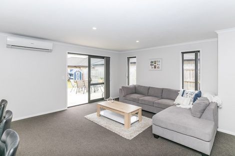 Photo of property in 240 Dixon Road, Fitzroy, Hamilton, 3206
