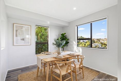 Photo of property in 27b Cheltenham Terrace, Newlands, Wellington, 6037