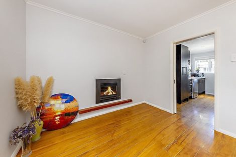 Photo of property in 30a Holland Street, Pukekohe, 2120