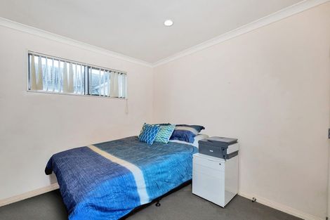 Photo of property in 35 English Oak Drive, Schnapper Rock, Auckland, 0632