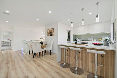 Photo of property in 11 Tawapou Close, Massey, 0614