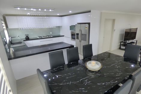 Photo of property in 6 Bridge Street, Papatoetoe, Auckland, 2025