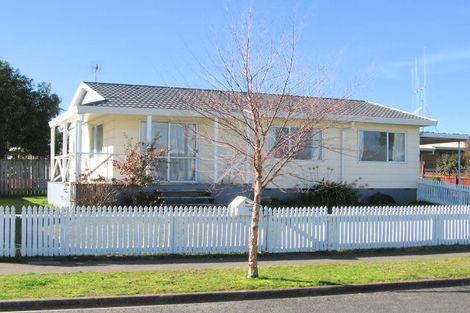 Photo of property in 16a Pringle Place, Nawton, Hamilton, 3200
