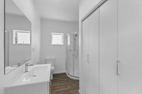 Photo of property in 15 Rosario Crescent, Red Beach, 0932