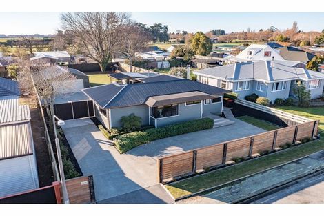Photo of property in 32 Cridland Street West, Kaiapoi, 7630